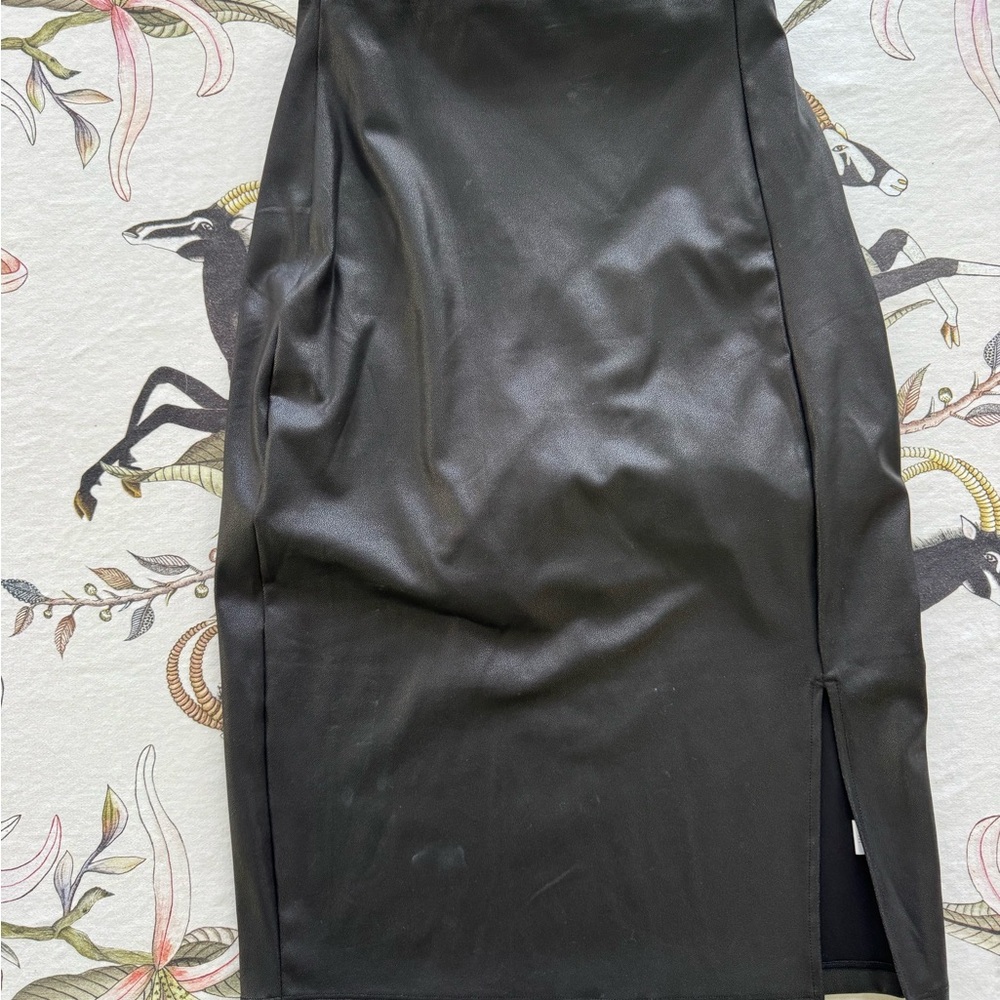 Elegant Black Vegan Leather Shape wear Pencil Skirt